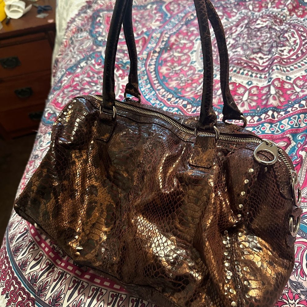 Sold - Picture 2 of 4